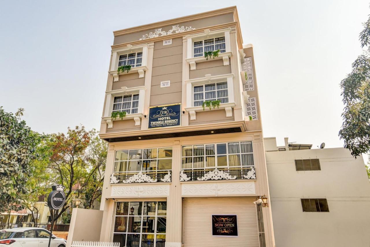 Capital O 77828 Hotel Twinkle Regency Indore Exterior photo